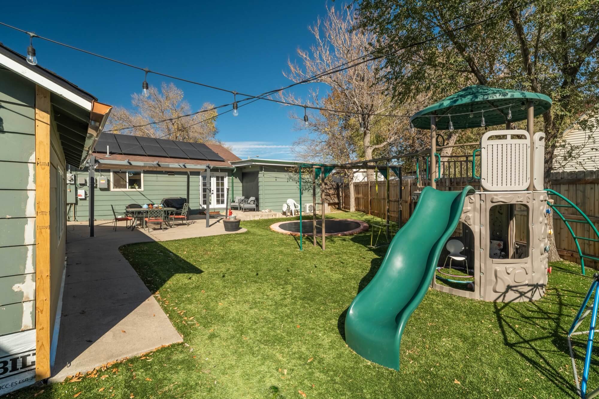 1320 College Ave-24